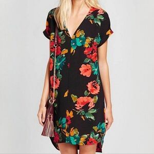A New Day Floral Short Sleeve V-Neck Dress